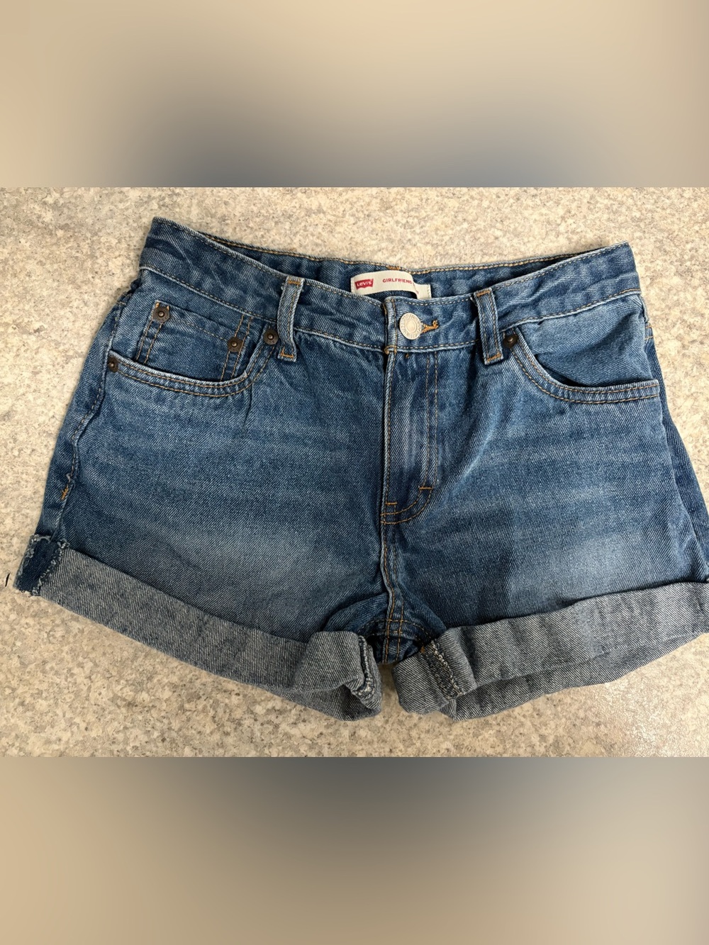 Girl’s Levi’s Jean shorts - size 14
